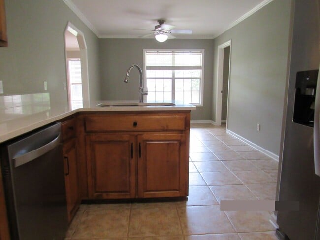 131 Foxchase Dr