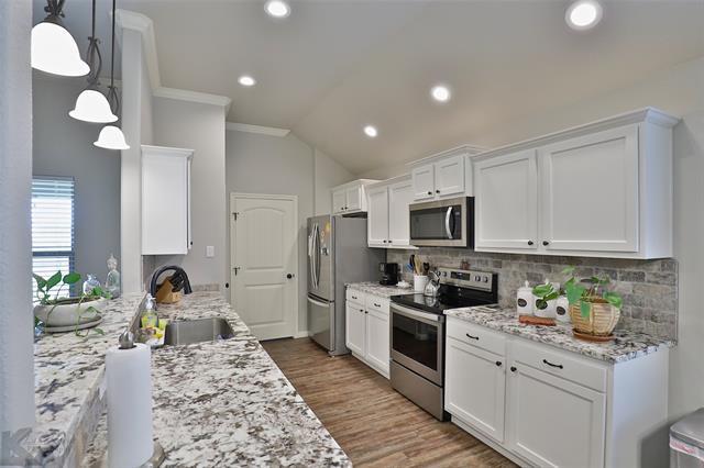 Photo - 144 Carriage Hills Pkwy