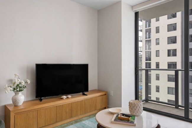 Photo - 11 NE 6th St Unidad SI FL19-ID1460708P