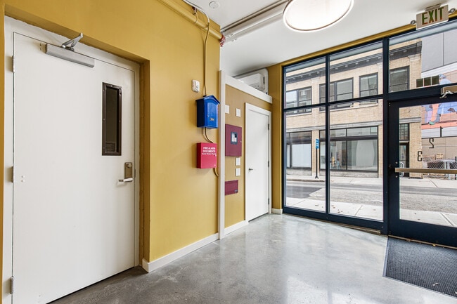 Photo - 123 Friendship St Unidad 5B