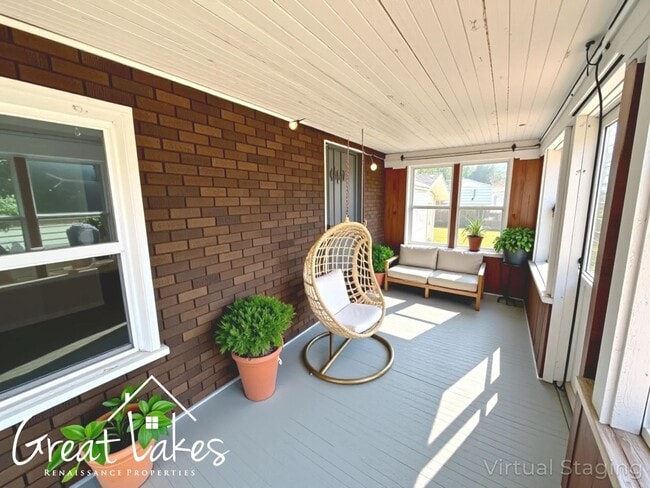 Photo - Charming 2 Bedroom 1.5 Bathroom now availa...