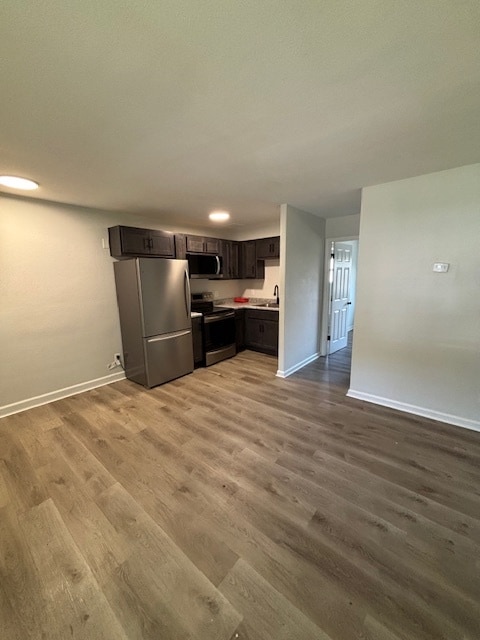 Building Photo - 1908 Rhodes St Unit 1 Rental