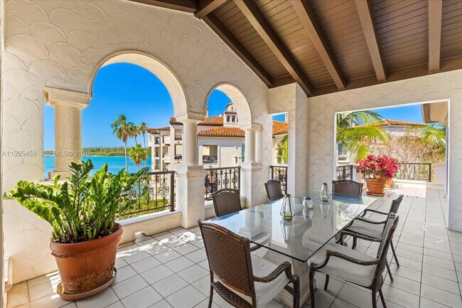 2134 Fisher Island Dr Unidad 2134