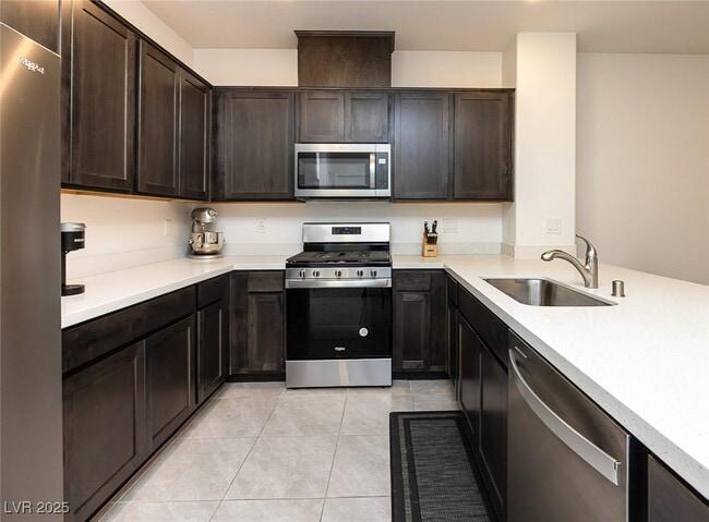 Building Photo - 1155 Tektite Ave