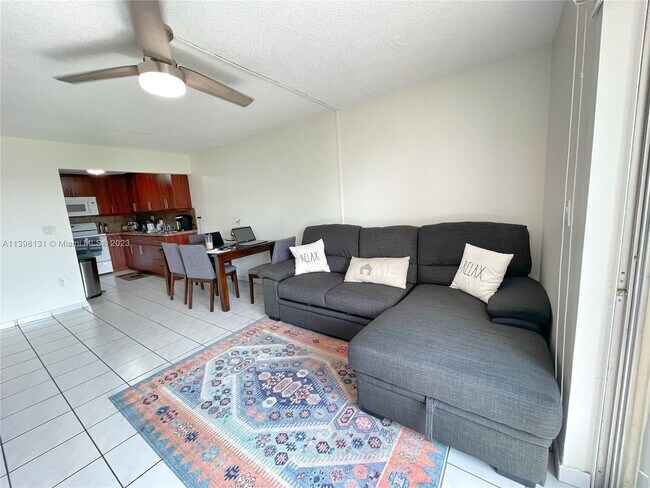 Photo - 14250 SW 62nd St