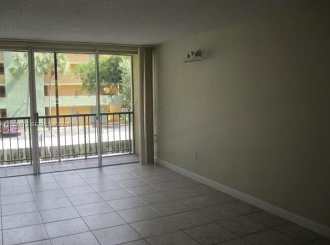 Photo - 8810 Fontainebleau Blvd Unit 209