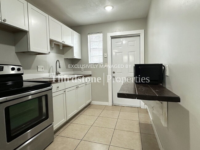 Photo - 1930 Park St Unidad A