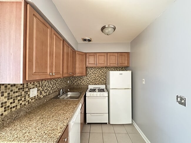 Photo - 5820 N Sheridan Rd Unidad 804