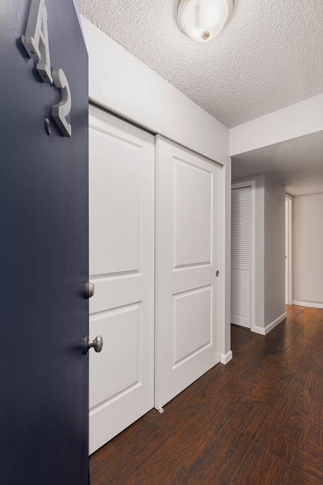 Photo - 14022 Juanita Dr NE
