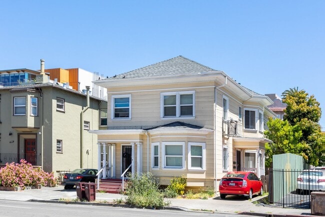 Photo - 1446 1st Ave Unit 1450 1st Ave B