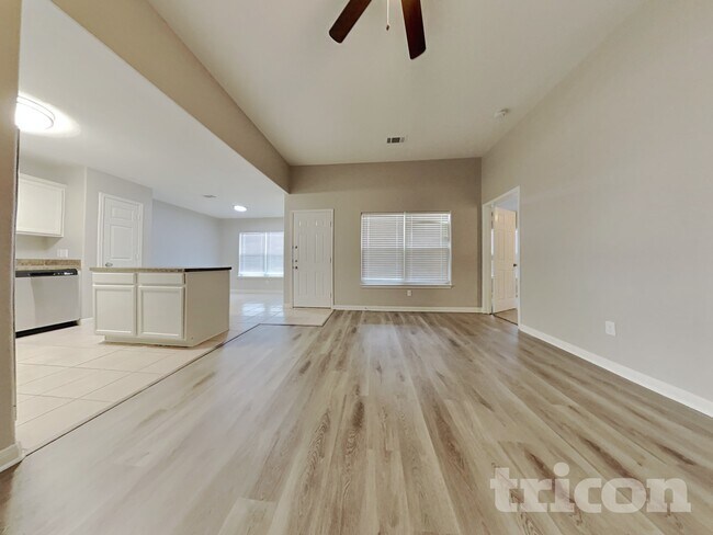 120 Dodge City Ct