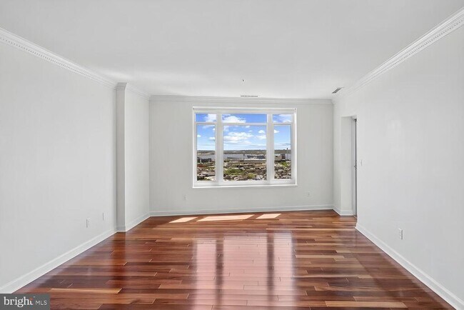 Building Photo - 100 Harborview Dr Unit 2108