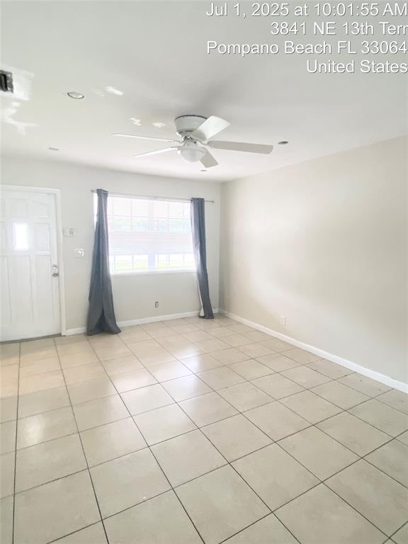 Building Photo - 3841 NE 13th Ter Rental