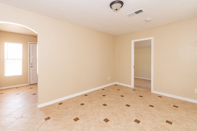 Photo - 2 bedroom home for lease!