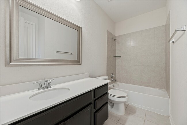 Photo - 9679 Towne Lake Pkwy