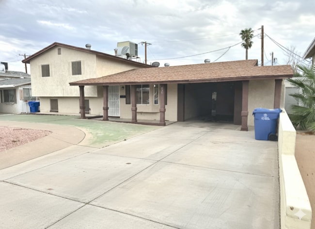 Building Photo - 5BR/2BA -   OPEN HOUSE - INQUIRE - GREAT H...