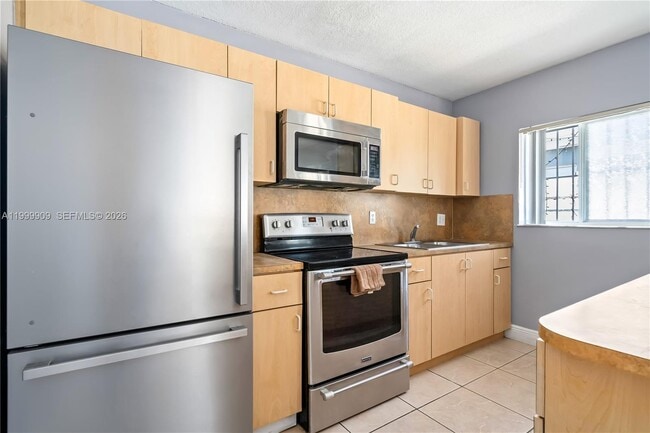 Photo - 760 NW 80th St