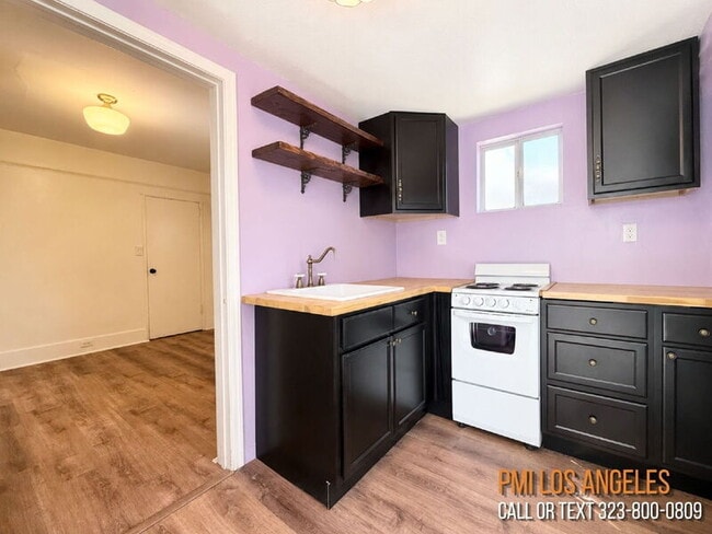 Photo - 4187 Denker Ave Unit B