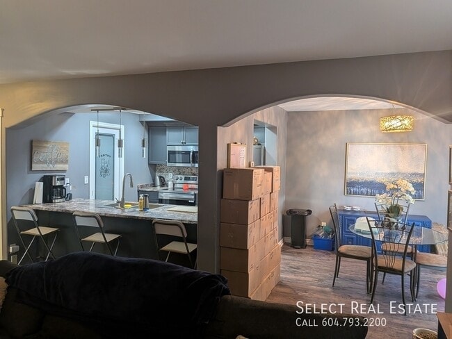 Photo - 8881 Walters St