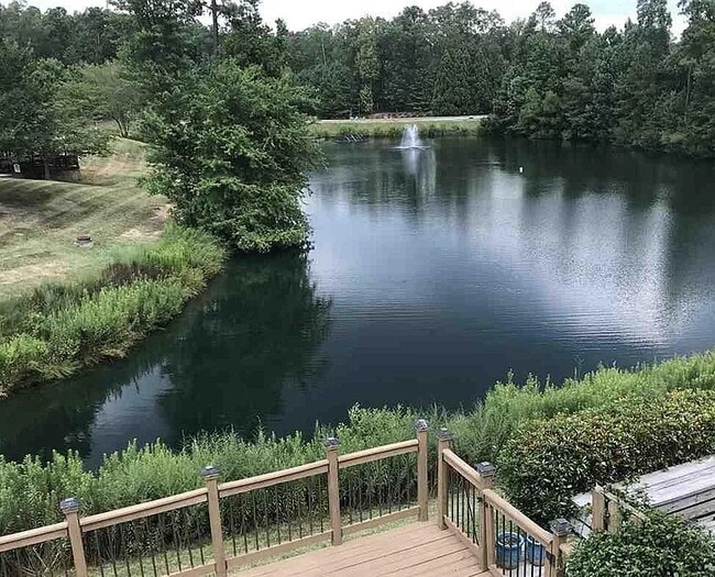 Photo - 610 Canyon Lake Cir Townhome