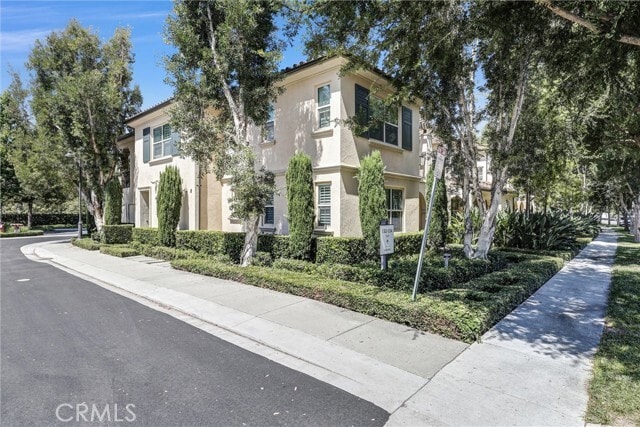 Photo - 130 Rose Arch