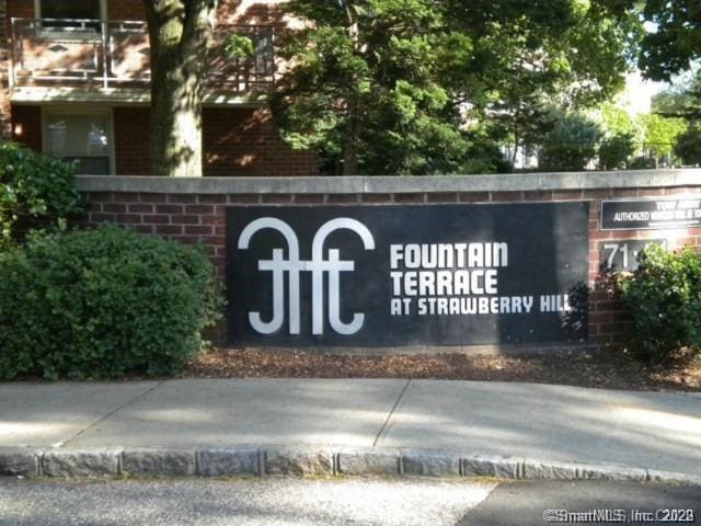 Building Photo - 91 Strawberry Hill Ave Unit APT 435