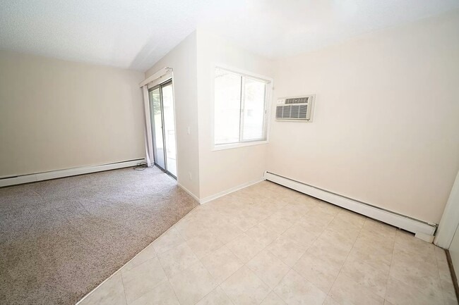 Photo - 1311 W 82nd St Unit B