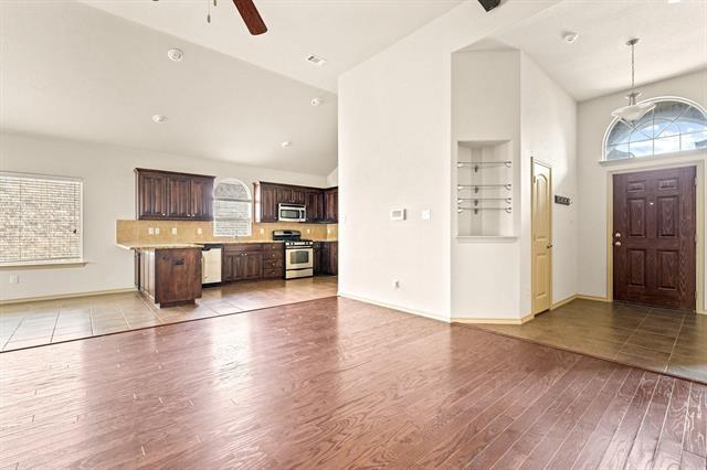 Photo - 6669 Friendsway Dr