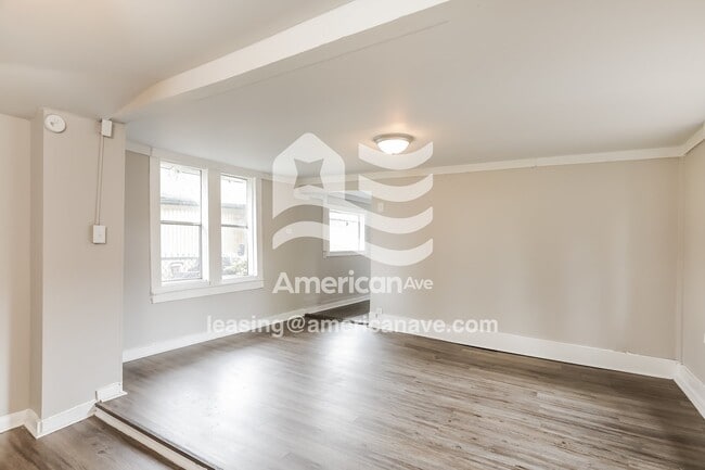 Photo - 1333 16th Pl SW