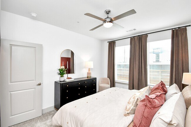 Photo - 2020 Grandway Dr