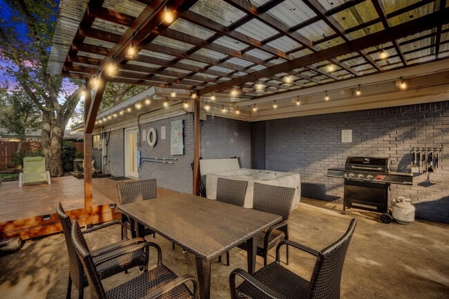 Photo - 1809 Salem St Unidad SI ID1019481P