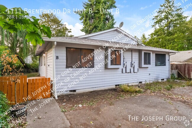 Building Photo - 1111 Brentwood Dr Unit B Rental