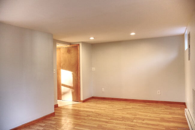 Photo - 62 West St Unit A