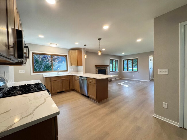 Photo - 1614 Stardust Dr
