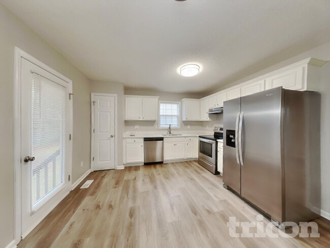 Photo - 701 Avondale Dr