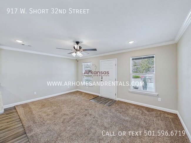 Photo - 917 W Short 32nd St