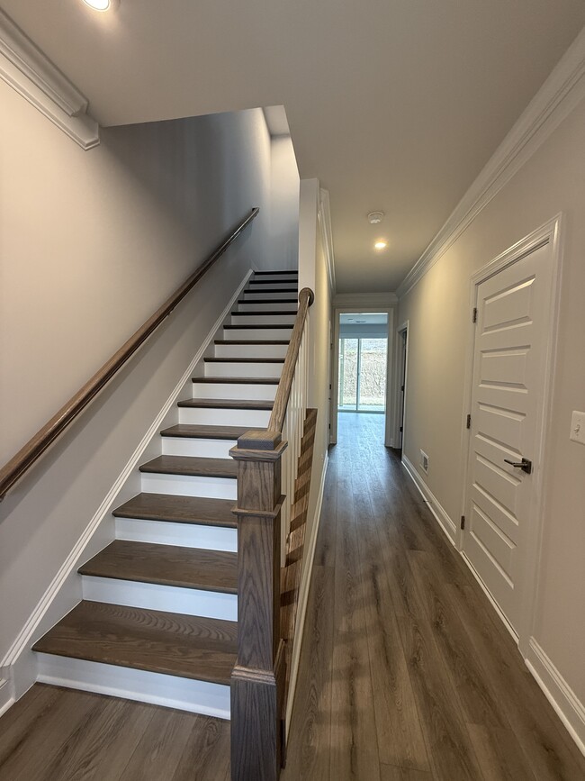 Photo - 1362 Laconia Ln