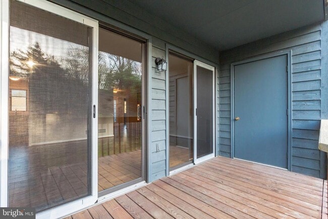 Photo - 109 Foxfire Dr