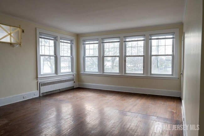 Photo - 46 Catalpa Ave Unit 2