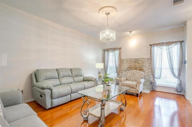 Photo - 1709 Circle Creek Dr