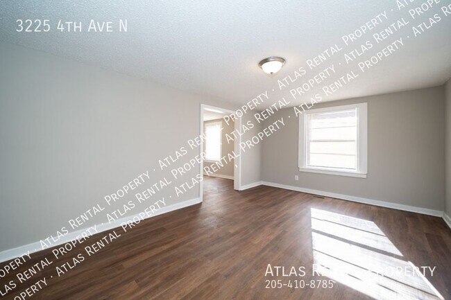 Photo - 3225 4th Ave N