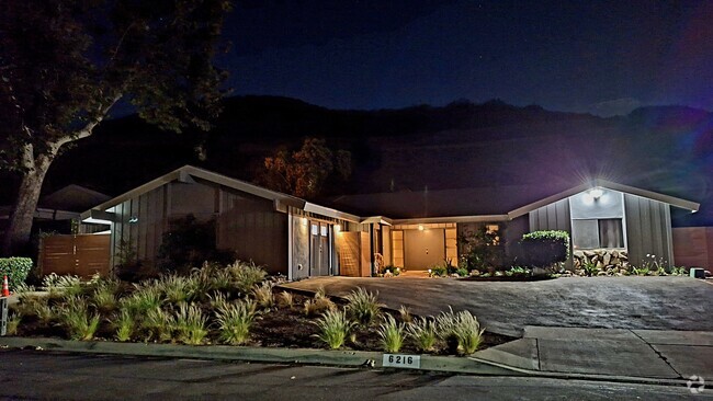 Building Photo - 6216 Paseo Canyon Dr Rental