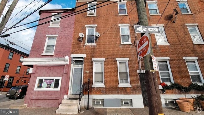 Building Photo - 1249 Shackamaxon St Unit 1 REAR Rental