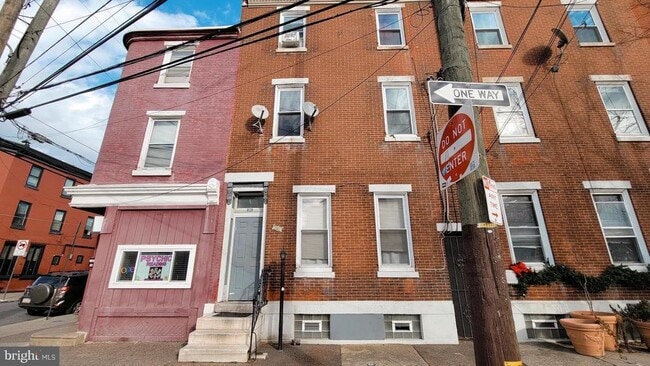 Photo - 1249 Shackamaxon St Apartment Unit 1 REAR