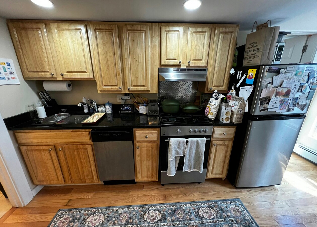 *Las imágenes son muestras representativas de la unidad anunciada. En algunos casos, las unidades reales que visita... - 12 Irving St Unidad 7