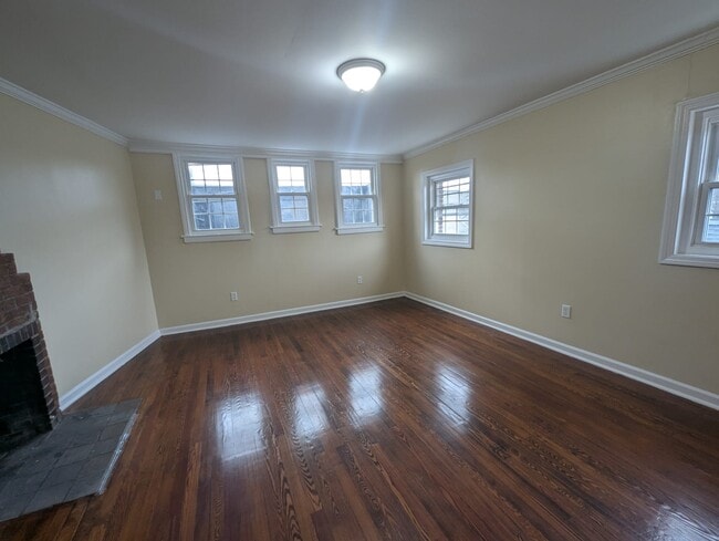 Photo - 75 Whitney Ave Unit 4