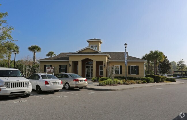 Lakewood Pointe - Lakewood Pointe