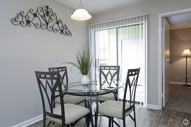 Photo - Lakes at Madera