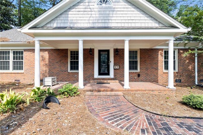 120 Dundee Rd