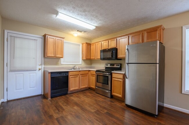 Photo - Taleeda 444-446 Unit 446